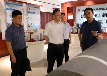 李偉鋒會(huì)見日照市嵐山區(qū)委書記焦春鋒一行